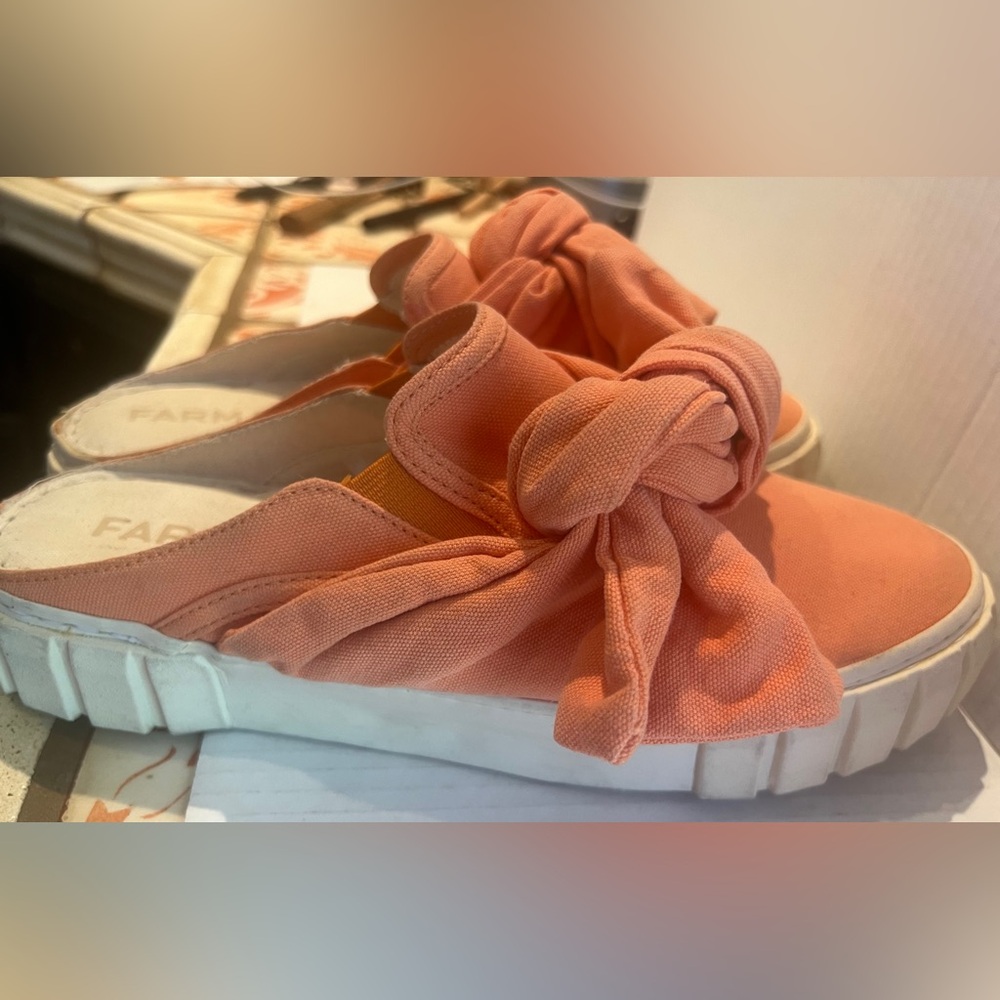 FARM Rio Tangerine Slip on Bow Tennis Shoe Mule SIZE EU 41 US 9.5 Pre-loved